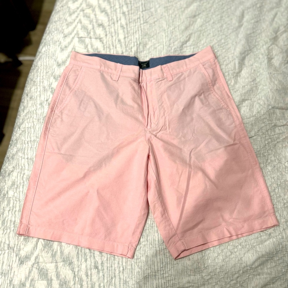 Beautiful light pink Bermuda shorts, brand new.